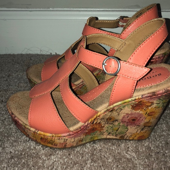 Peachy Pink Wedges! - Picture 3 of 7